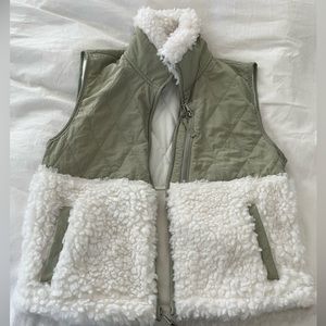Abercrombie vest